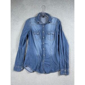 Forever 21 Women's Chambray Denim Pearl Button Up Shirt Size S